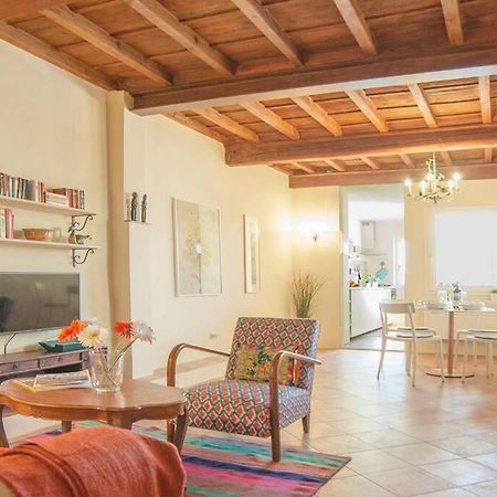 Ferienwohnung Cozy Macci Flat 4 People Near Santa Croce Square Florenz Exterior foto