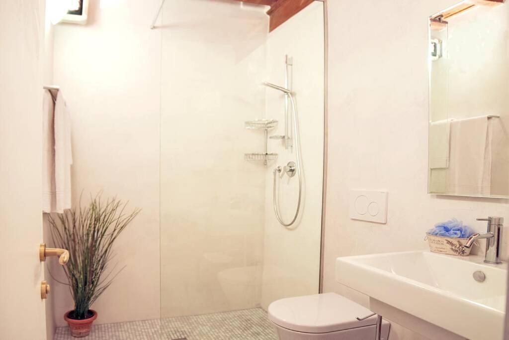 Ferienwohnung Cozy Macci Flat 4 People Near Santa Croce Square Florenz Exterior foto