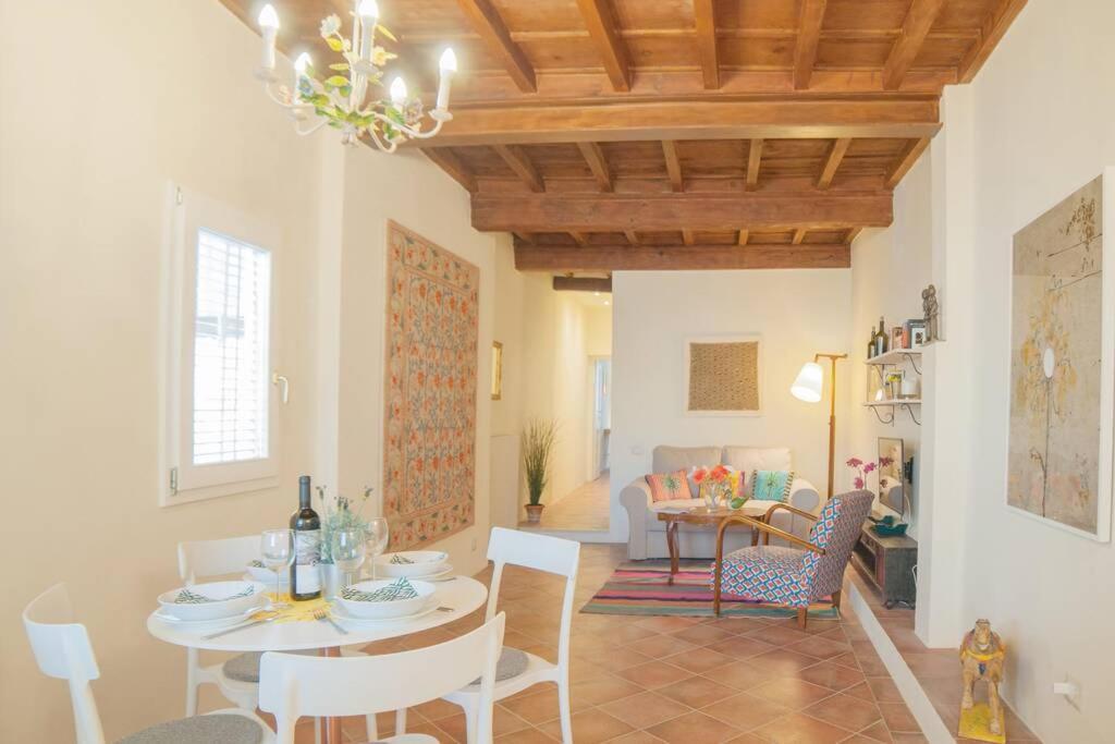 Ferienwohnung Cozy Macci Flat 4 People Near Santa Croce Square Florenz Exterior foto